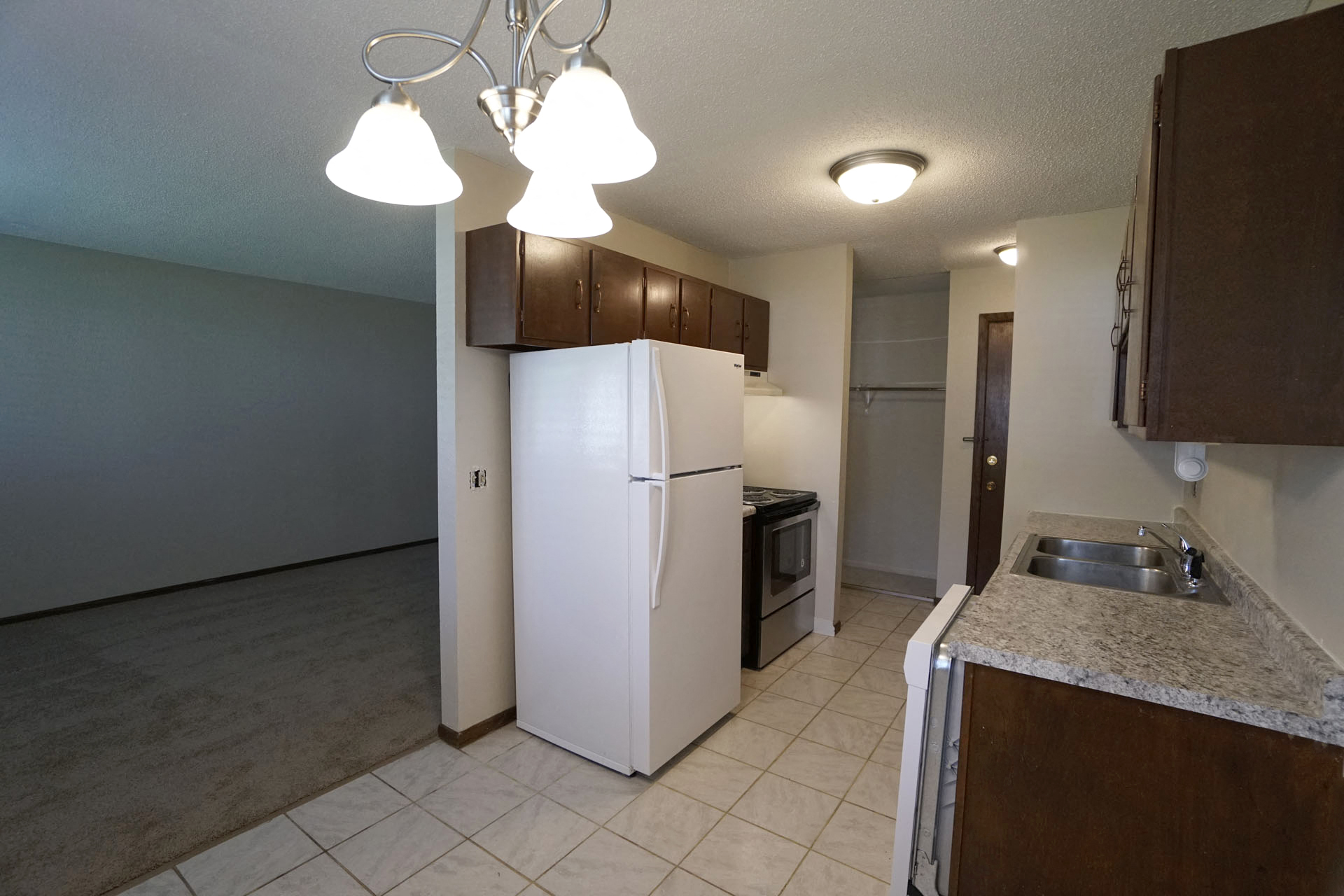 Eldridge Apartments Image 7